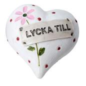 Ni som besökt oss i Brevens bruk, känner säker igen allébacken upp till den stora gula sten byggnaden som har varit Niartes hemstad under alla dess år.