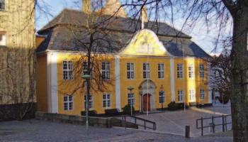 Sedan träffades vi till en storstilad A