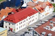 Älvsgården 2 504 92, HEDARED Nybyggnad Flerbostadshus 5050kvm Nybyggnad Förskola 600kvm Nybyggnad Sophus Byggtekniskt antal huskroppar 2st Antal våningar 5st Antal lägenheter 64st Bruttoarea 5049m2