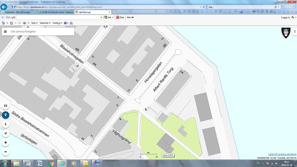 (1) Vi vill återställa vattnet mellan Kyrkholmen och Blasieholmen, som i fylldes igen i samband med att Nationalmuseum byggdes.
