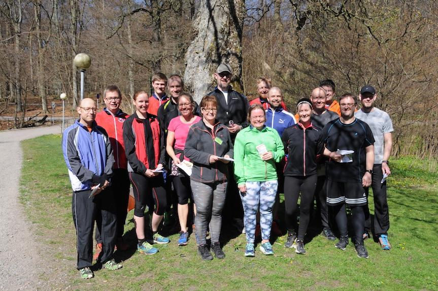 Intensivkurs i orientering...... En intensivkurs i orientering för vuxna nybörjare hölls under helgen den 20 till den 22 april i Pålsjö.