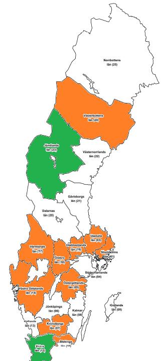 Uppföljning 2016 Population Nbr. Region [inh./km2] Buses Type of RF 2016 [%] Blekinge 53.3 130 Total: 95 (Biodiesel: 0.2 HVO: 94.8) Kronoberg 22.7 308 Total: 79.4 (Biodiesel: 57 HVO: 5.2 Biogas: 17.