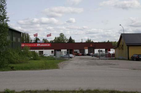 En stor del av bebyggelsen i området är del av gamla Bollnäs med en