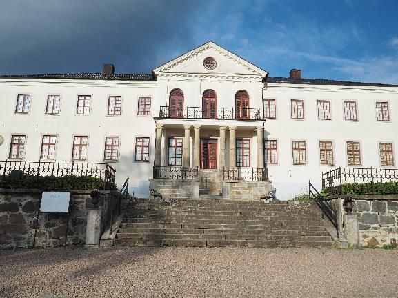 Nääs slott Onsdag 25 april En unik blandning av natur och kultur i gränslandet mellan storstad och landsbygd. Nääs är Sveriges bäst bevarade sena 1800-tals miljö.