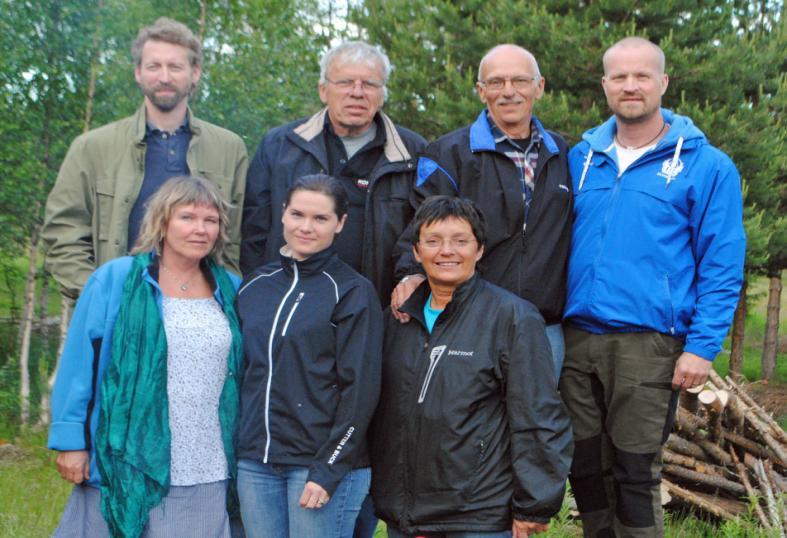 Innehållsförteckning Intresseföreningen 2013 presenterar sig Sid. 6 Måttsund i fokus Sid. 7 IK Örnen Sid. 9 Badstranden i Såtet Sid. 10 Utflykten till Bäckmellanbodarna Sid. 11 Majbrasan 2013 Sid.