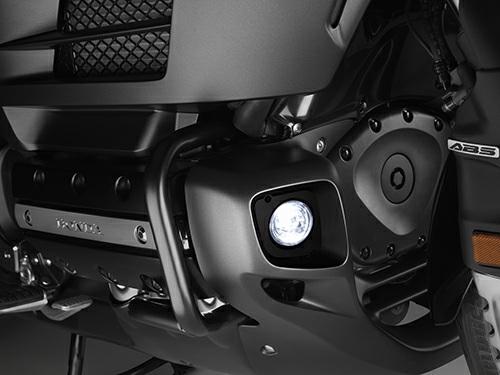 krävs om både LED Trunk Light och LED Br ake Light är