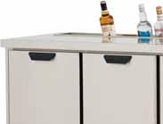 Tel. 0156-48 40 Cold Line bänkar för förvaring av drycker med vinklad kylränna för flaskor och brunn för is Denna bänk har en brunn för is och en vinklad kyld flaskränna för sprit- och/eller