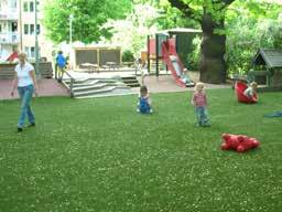 Ecograss Ett miljövänligt konstgräs med en speciell färgsättning är framtaget för att smälta in i den Skandinaviska miljön.