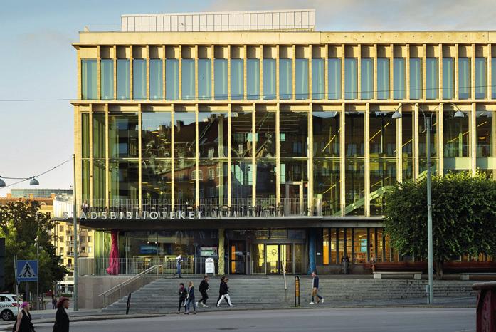 Teckenspråk är dövas modersmål och likställt med de nationella minoritetsspråken, se Språklagen från 2009 (SFS 009:900).