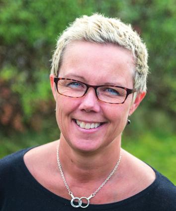 Båda utställningarna väcker ibland starka känslor! Följ med en konstpedagog på en spännande visning som teckenspråkstolkas. Samling i entrén 13.00 14.
