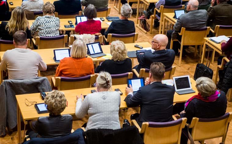 NÄMNDERNA Kommunfullmäktige Kommunfullmäktige är kommunens högsta beslutande instans.