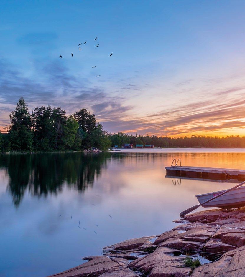 FENA 2017 ÖV E RVA K N I N G ÖV E RVA K N I N G Fiskeövervakarna är fiskevattnens ambassadörer Bild: Markus Aho Bild: Jussi Rautio En stor del av jakt- och fiskeövervakarens arbete utförs ute i