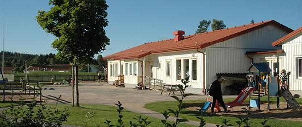 11 Forts Bildning och omsorgsnämnden Revisioner och granskningar Nämnden har under verksamhetsåret blivit granskade och reviderade både på längden och tvären.