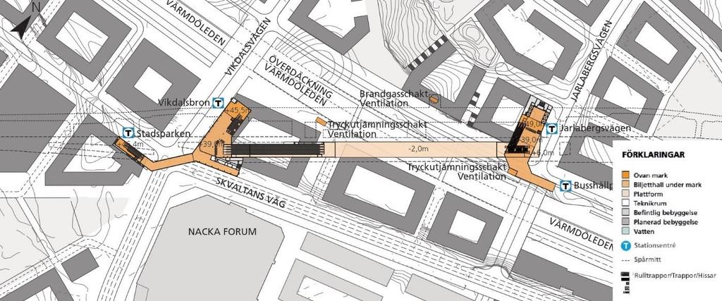 Det föreslagna ventilationstornet vid station Nacka Centrum är planerat intill Värmdöleden, som är vältrafikerad. En bussterminal är planerad att byggas i närheten av ventilationstornet.