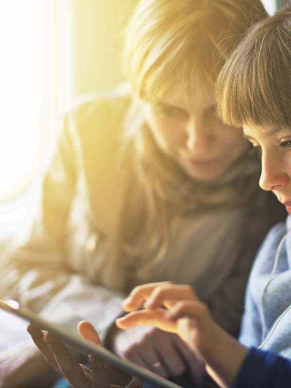 UPPHOVSRÄTT OCH KOLLEKTIV LICENSIERING FOTO: IMGORTHAND / ISTOCK 6 Upphovsrätten är en individuell rättighet.