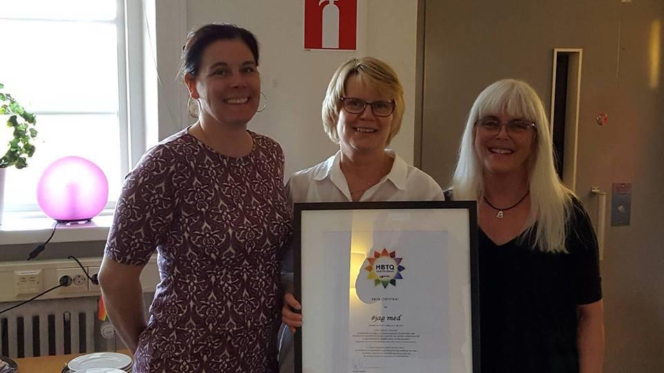 14 För att uppfylla strukturmålen för projektet har vi arbetat med följande: Fortbildning av projekt- och skolpersonal För att stärka kompetensen inom projektet har regelbundet utbildningar och