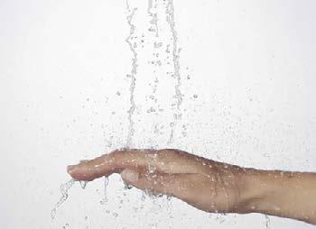 Ljuvliga mikrodroppar PowderRain har mycket finare droppar än vanliga stråltyper.