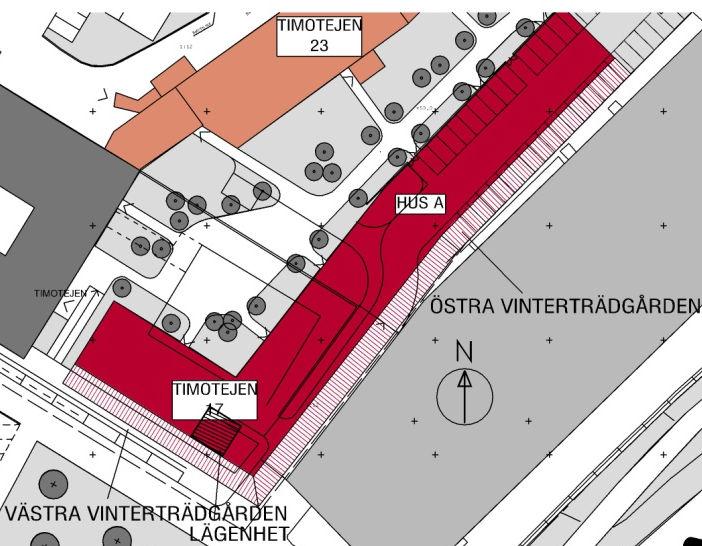 RAPPORT NR 4.1 5 (18) 1.4 Systembeskrivning Lösningen innebär att en vinterträdgård med enkelglasfasad (heltäckande) monteras ca 4 meter från bostadshusets fasad.