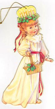 Alla barn som sjunger med Lucia får en liten julklapp.