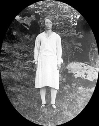 Det var 8 barn på Granagärde och farfar höll som sagt en viss distans till arbete. Hans hustru Josefina bad honom att jobba lite mer, men farfar tyckte att det inte gick någon nöd på familjen.