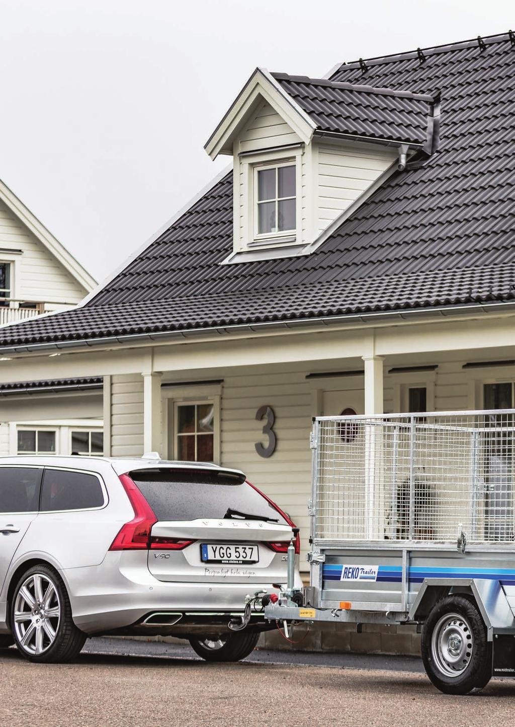 REKO Trailer för de behov du än har! INNEHÅLL FLAKTRAILER... 4 Obromsade Bromsade Tandem SKOTERTRAILER...14 Tandem MASKINTRAILER...16 COMBITRAILER...18 BILTRAILER... 20 SKÅPTRAILER... 22 TILLBEHÖR.