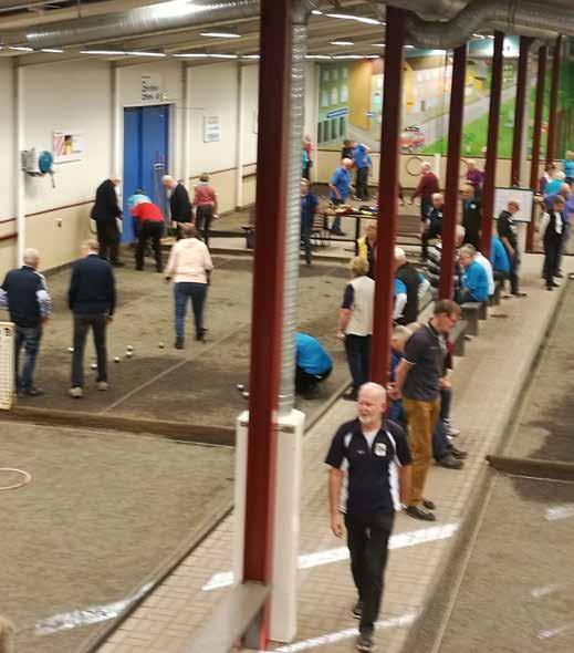 I vår största förening Lidköping - är bridge en av många aktiviteter. Nu senast har mattcurling dragits igång. Många av verksamheterna är förlagda till Wennerbergsgården.