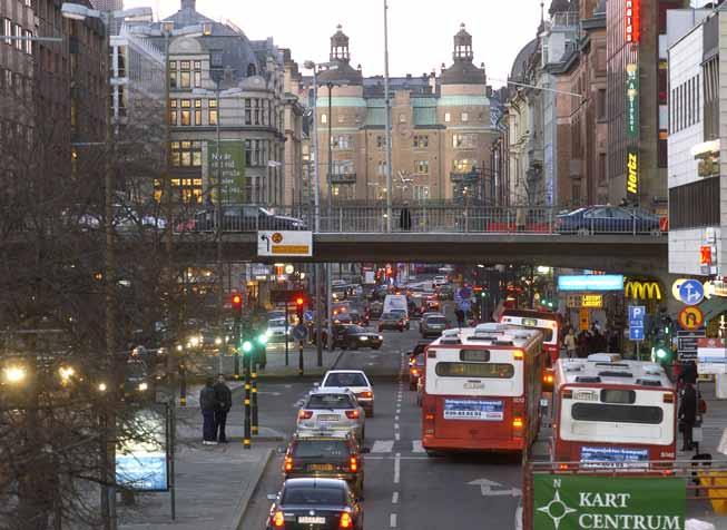 Framkomlighetsstrategin För att Stockholm ska klara av befolkningsökningen och samtidigt säkra transportkvaliteten har en framkomlighetsstrategi tagits fram som belyser hur staden ska använda det