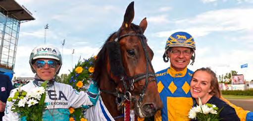 GRUPPLÖPNINGAR 3-åringar. Utöver On Track Piratens segrar tog Hans R Strömberg och skötare Maja Bäckman hem korta E3 Finalen för ston med Unique Juni. E3 FINAL HINGSTAR OCH VALACKER Örebro 20 augusti.