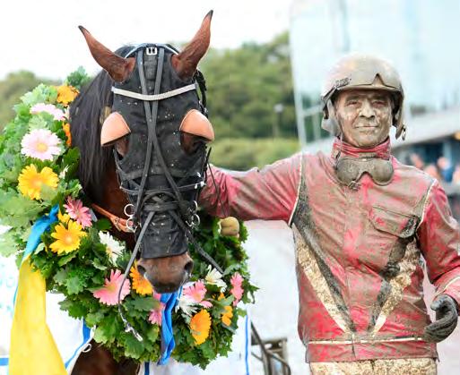 GRUPPLÖPNINGAR Grupp II Internationella. Summer Meeting Stayer blev en lerig uppgörelse som Lutfi Kolgjini och Dante Boko gick segrande ur. LYON GRAND PRIX SUMMER MEETING STAYER Åby 13 augusti.