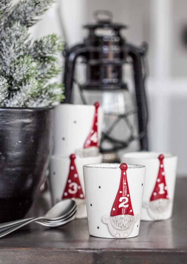 7,5cm, 15cl Cup/candle holder Santa Hugo 4pcs H.7.5cm, 15cl - SANTA HUGO - TOMTEN HUGO