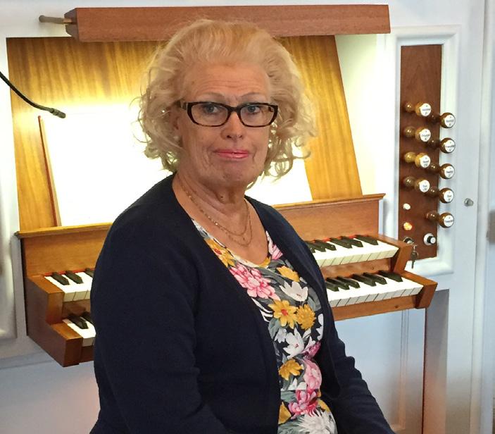 Hej då, Gunn! Du ska snart gå i pension. Hur kom du på tanken att bli kyrkomusiker? Det var genom min pappa som var musiker i unga år.