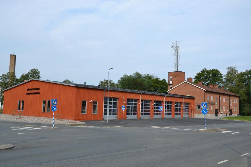 2(8) Brandstationer I Eksjö kommun finns det brandstationer i Eksjö, Hjältevad och Mariannelund.