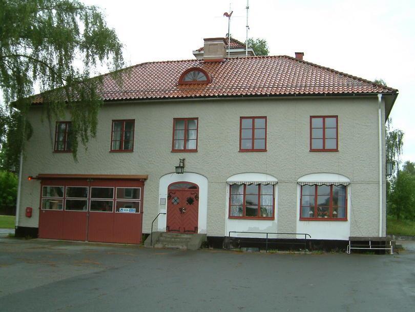 Hjältevad Brandstationen i Hjältevad ligger på Brunnsgatan 1. Hjältevads räddningstjänst består av 15 deltidsbrandmän.