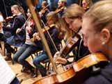 BERNSTEIN 100 ÅR CANDIDE TORSDAG 1 MARS kl 19 De Geerhallen Norrköping FREDAG 2 MARS kl 19 Crusellhallen Linköping Introduktioner kl 18.