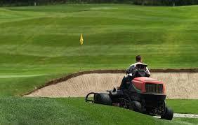 SPELARENS ANSVAR Golfspelaren alltid ytterst ansvarig för sitt golfslag (dom HD NJA 1993).