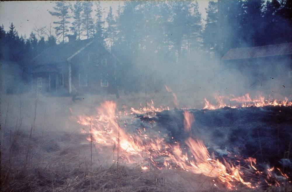 Gräsbrandövning vid