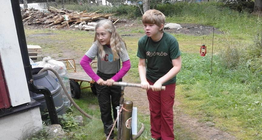 Ett par av scouterna stannade hela passet och var ända uppe på väggen 15-20 gånger. Så starka o modiga!