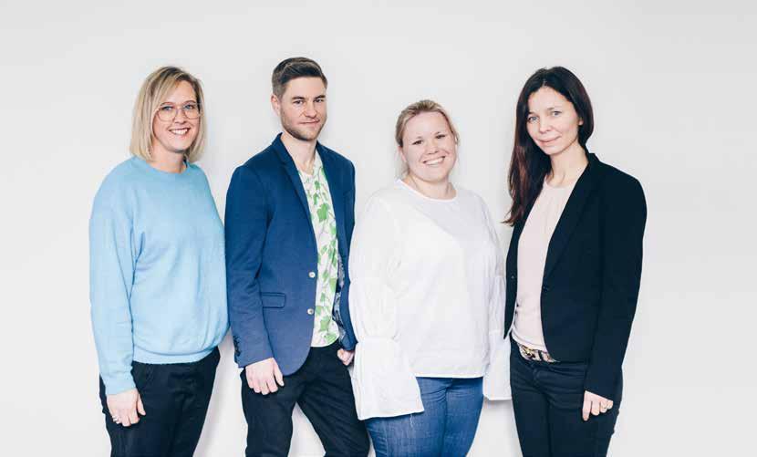 Anita Hansson Jonas Häll Louise Magnusson Elin Törner - Huset där vi sitter har bara åtta våningar så det är en lek med idén om att komma längre.
