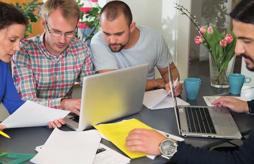 Chefsmanual för att stödja implementering Socialstyrelsen har tagit fram en chefsmanual för att stödja implementeringen av de centrala rekommendationerna i riktlinjerna, vilka presenterats ovan.