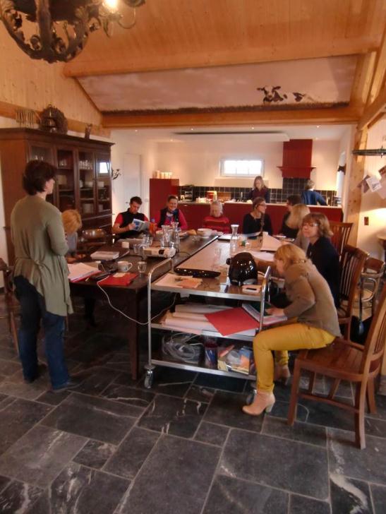 Ilke Tilders från Open Standards ger Projektledningen och kollegor i Europanätverket för