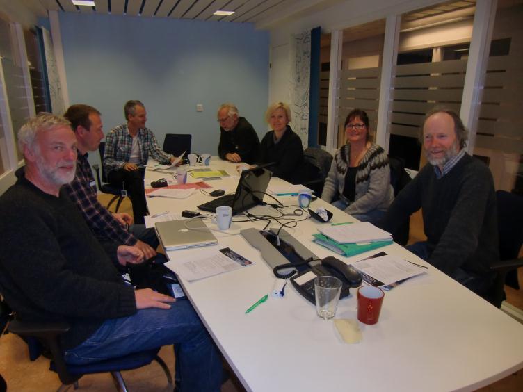 Hav möter Land presenterar delprojekt Båtliv på Klif i Oslo 24 oktober, 2012 30 november i Göteborg, Sverige träffade Muddring & Miljögiftsgruppen (TG3:6) Havs- och vattenmyndigheten för att