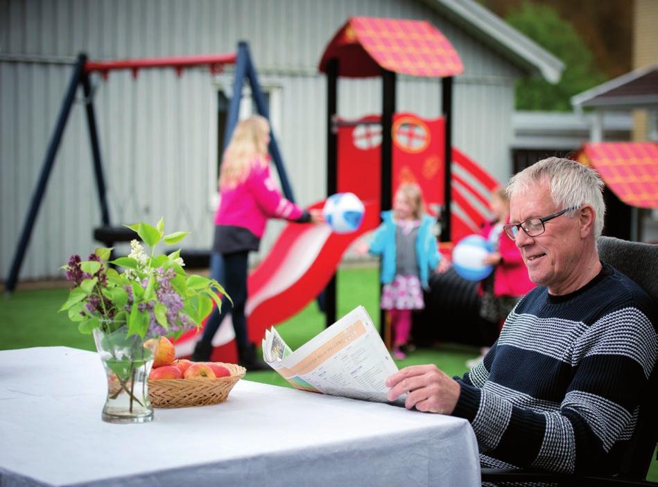 I en hyresrätt slipper du också att tänka på underhåll, såväl inne i din lägenhet som utomhus i närmiljön.