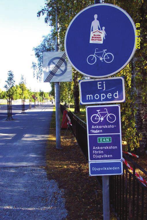 3.2 Vägvisning Om gång- och cykelvägnätet skall nyttjas till annat än till/från arbete och centrum krävs bra vägvisning.