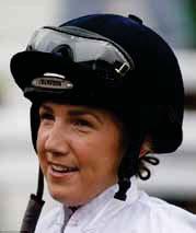401) Största seger: GP Costa Ferraz (Gr3) och GP Conde de Herzberg (Gr2) Lägsta ridvikt: 50 kg För Victoria Mota från Brasilien var en karriär inom galoppsporten ett självklart val.