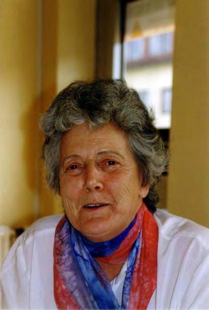 Birgit andersson En bit av Älgskadefondsföreningens historia är borta Birgit Andersson avled måndagen den 10 oktober 2005 i en ålder av 75 år.