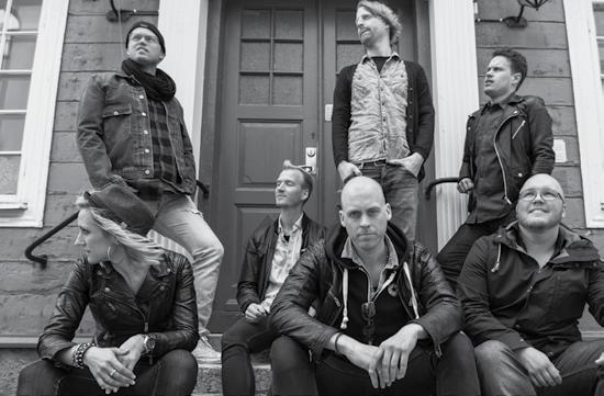 Konsert med Andreas Wistrand Lördagen den 21 oktober kl. 19.00 arrangerar vi en konsert i kyrkan med Andreas Wistrand med band. Andreas bor i Örebro, men kommer ursprungligen från Bankeryd.