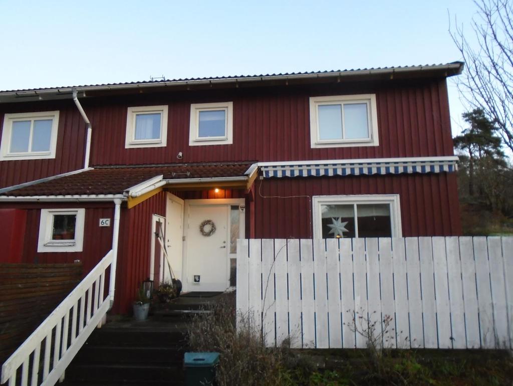 Överlåtelsebesiktning Förhandsbesiktning Mellby 4:97, Partille Mellbyvägen 6C, 433 30 Partille Göteborg 2017-12-22 Lars Andersson, SBR 55243 Eminenta Besiktning & Värdering i