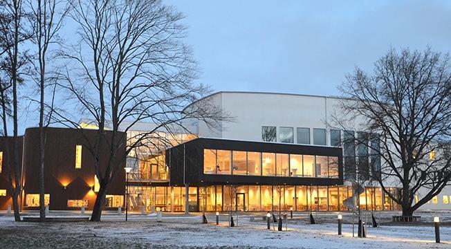 Sjöängens kunskaps- och kulturcentrum är Askersunds kommuns största satsning någonsin och den 12 000 kvadratmeter stora