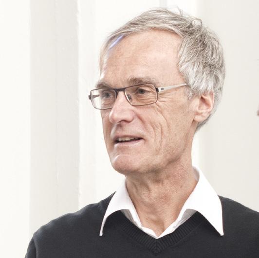 Verksam inom läkemedelsbranschen mellan 1985 2006 och där efter inom Ericssonkoncernen, senast som CIO. Från och med 2012 verksam som VP, IT COO på PostNord. Pågående uppdrag: Inga.