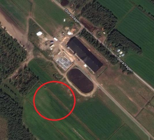 7.3. Placering av anläggning Figur 4 visar placering av gårdsbaserad anläggning. Figur 4, Placering av biogasanläggning intill gödselbrunn vid Polcirkelgården.